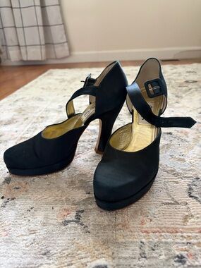 Classic Black Platform Mary Jane Heels with Ankle Strap